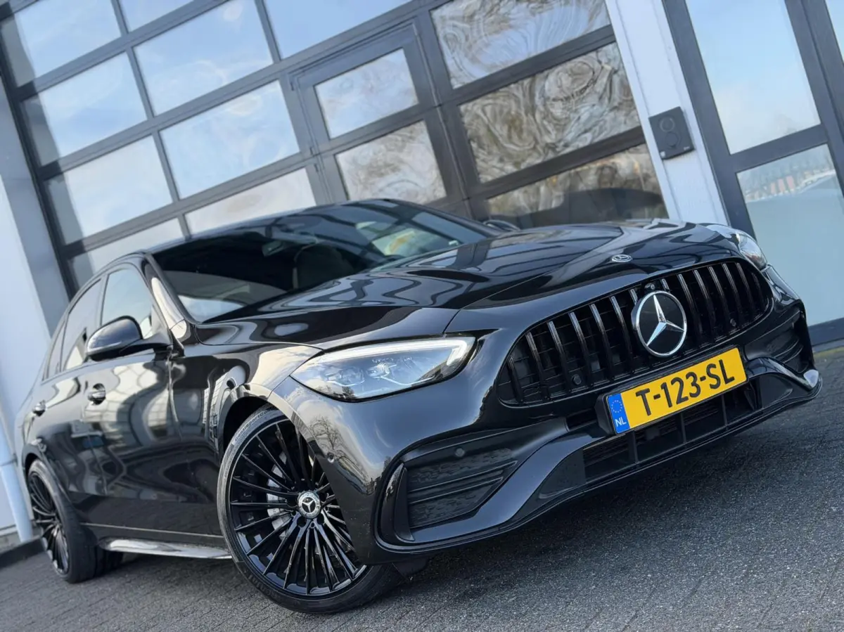 180 AMG / C63 AMG ed. / Sfeer / 360 / LUXE