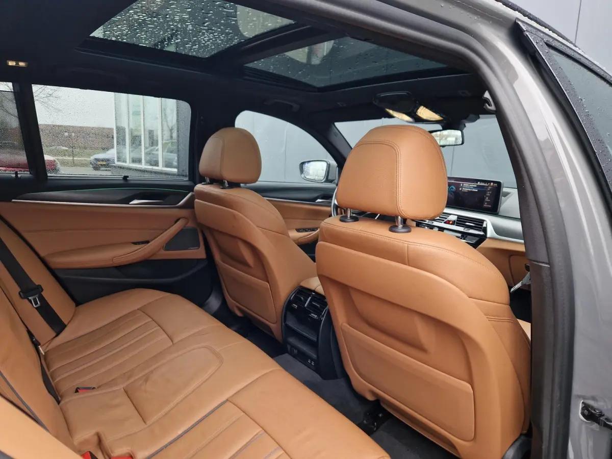 530e Facelift SOH 92% /LED/PANO/1eig./INCL.BTW