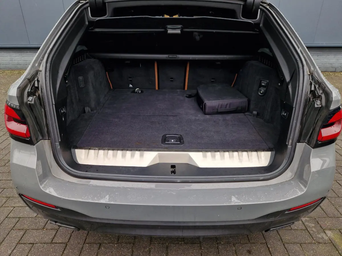 530e Facelift SOH 92% /LED/PANO/1eig./INCL.BTW