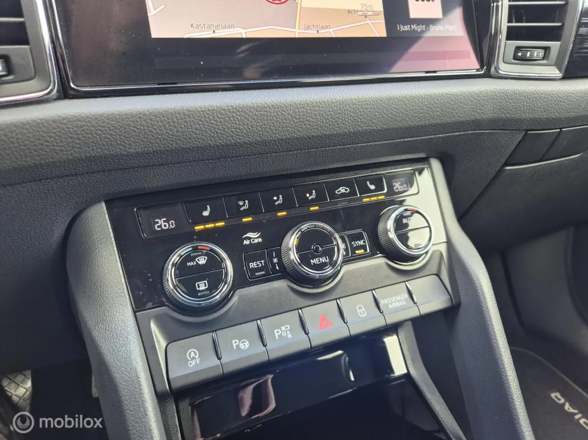 1.4 TSI ACT Style Business, Leer. 360 Camera, Trekhaak