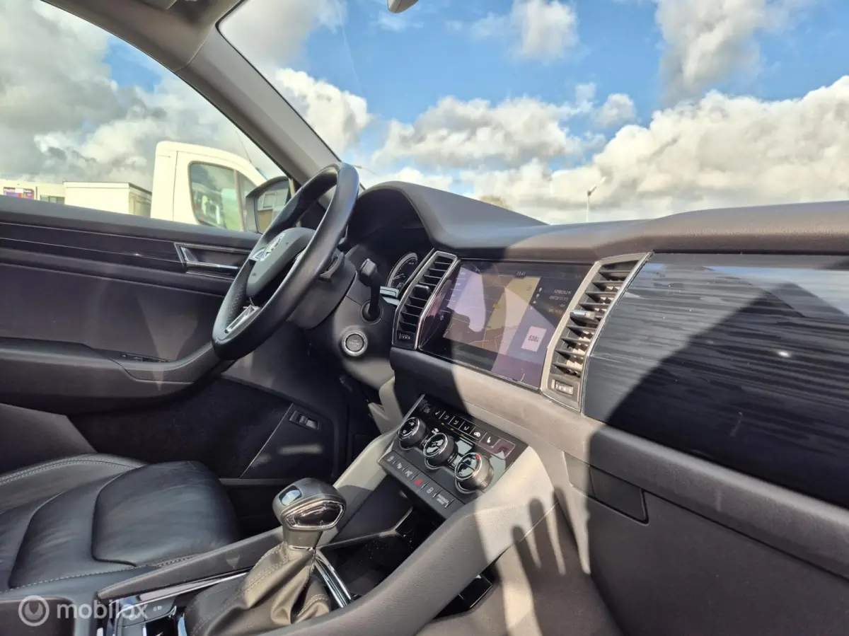 1.4 TSI ACT Style Business, Leer. 360 Camera, Trekhaak