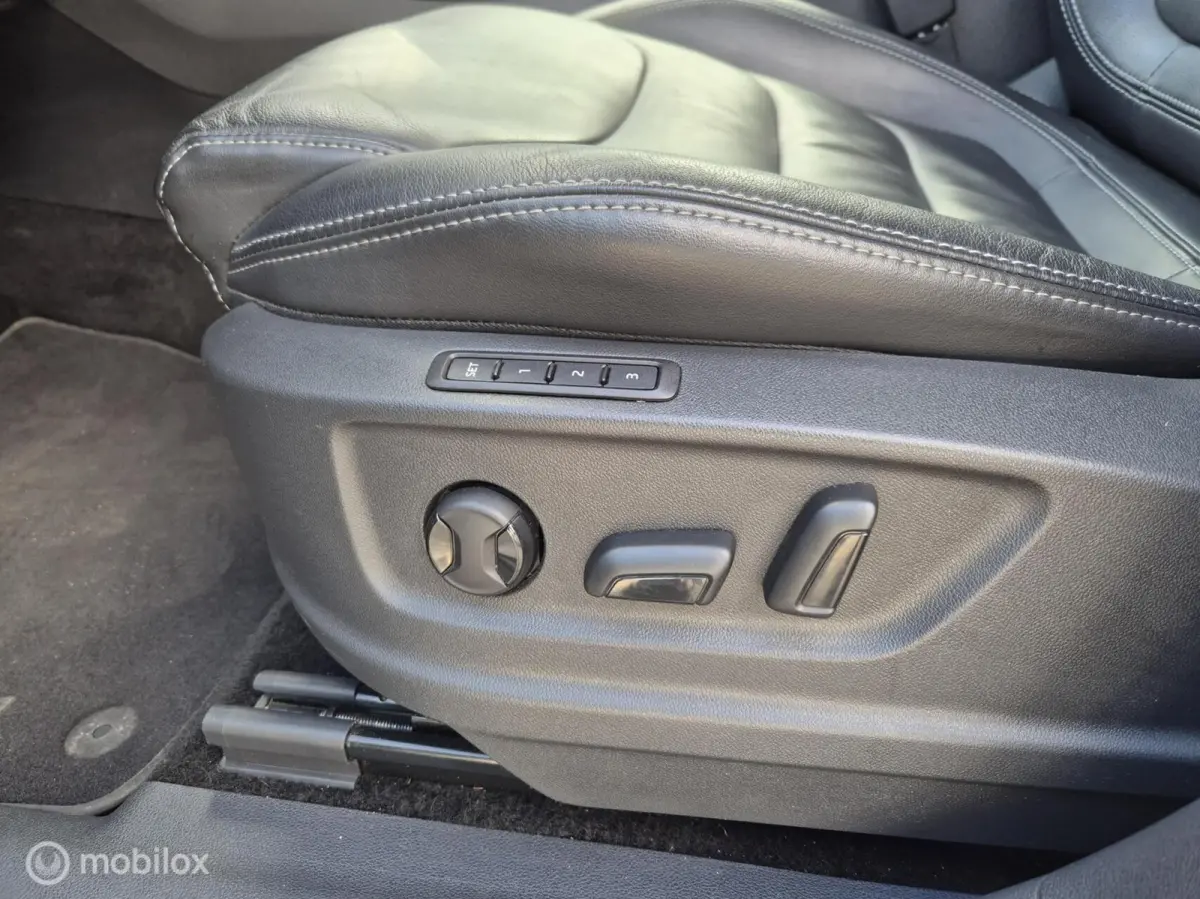1.4 TSI ACT Style Business, Leer. 360 Camera, Trekhaak