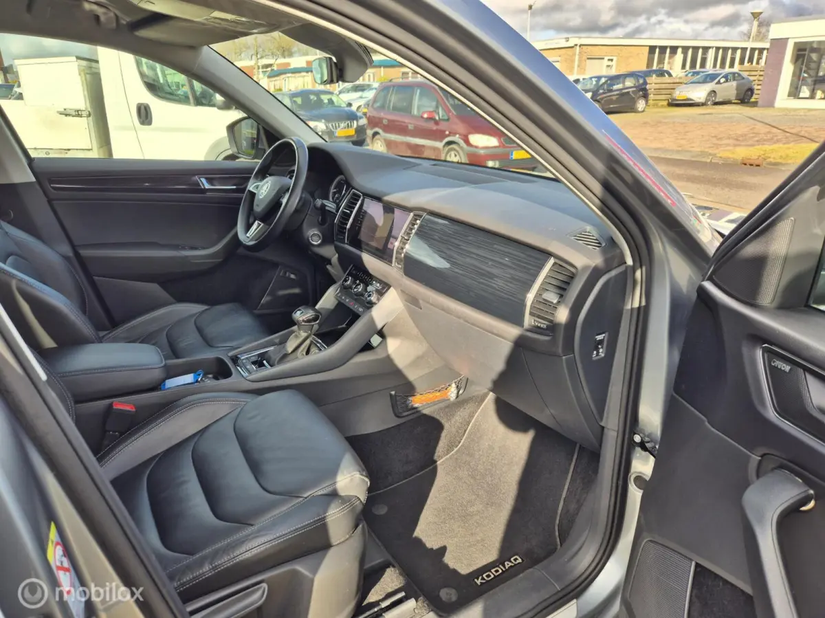 1.4 TSI ACT Style Business, Leer. 360 Camera, Trekhaak
