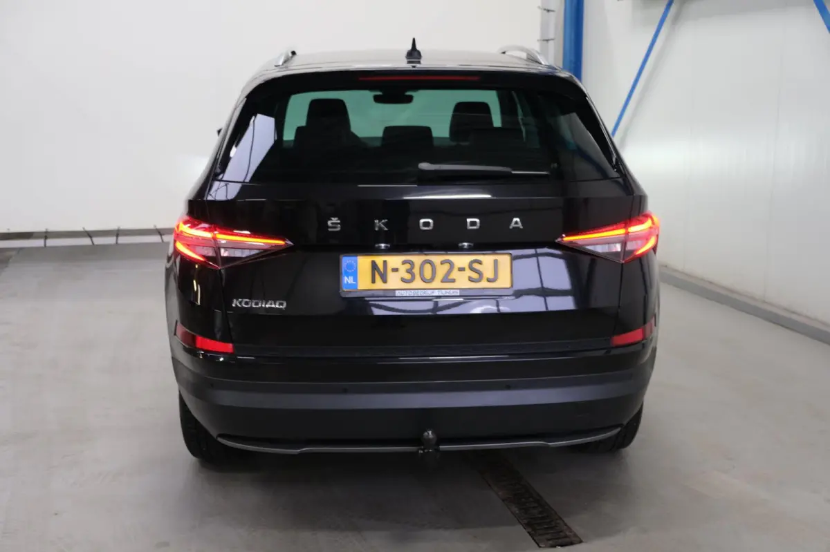 1.5 TSI Business Edition Automaat - N.A.P. Airco, Cruise, Navi, PDC, Camera, Trekhaak.