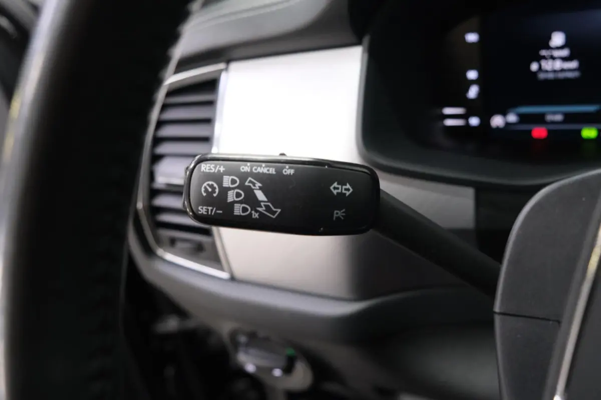 1.5 TSI Business Edition Automaat - N.A.P. Airco, Cruise, Navi, PDC, Camera, Trekhaak.