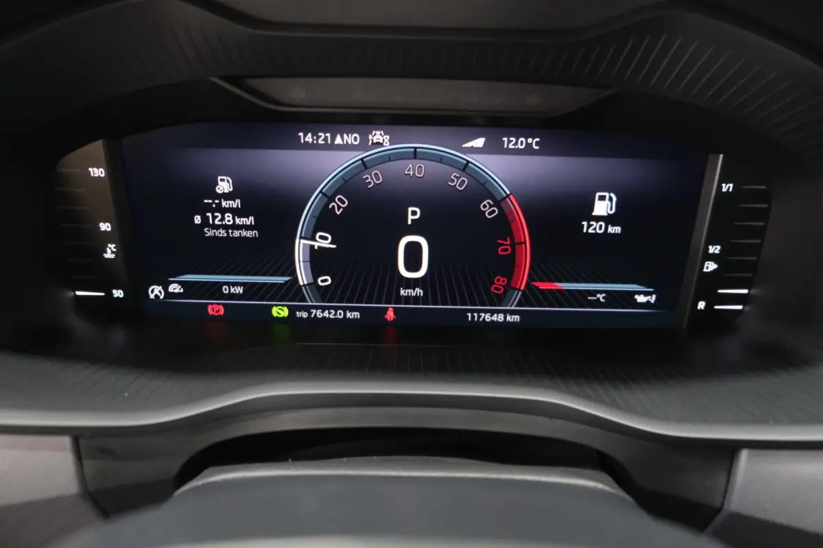 1.5 TSI Business Edition Automaat - N.A.P. Airco, Cruise, Navi, PDC, Camera, Trekhaak.