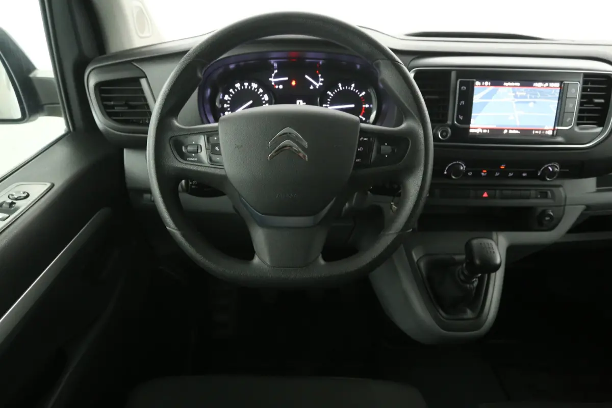 2.0 BlueHDI 145PK L3H1 | DC | 6 Zits |  Airco | Cruise | Trekhaak | Carplay | Navi