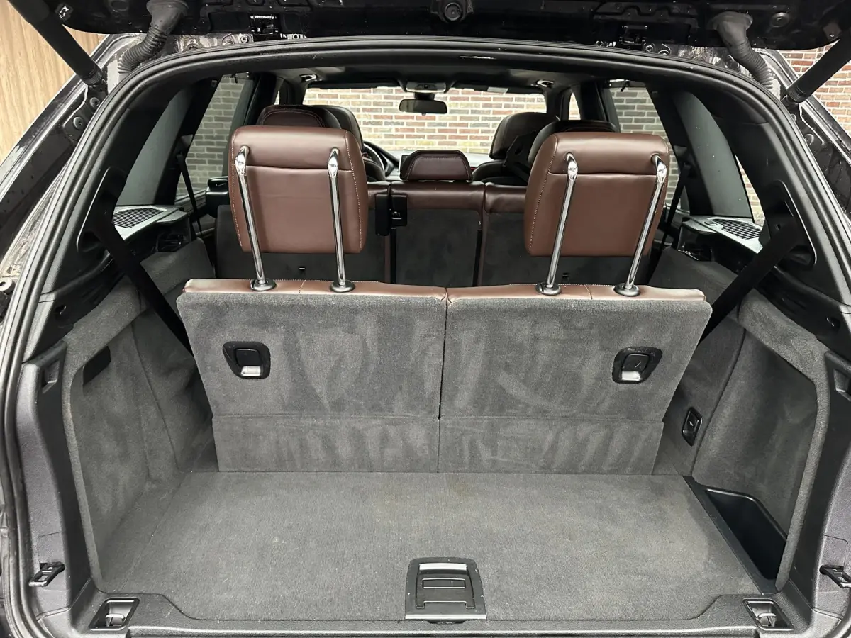 xDrive35i High Executive 7p. | Dak| LED| Adaptive Cruise| Trekhaak| NL Auto|