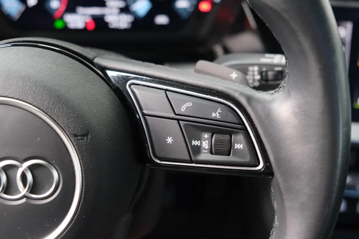 30 TFSI Pro Line Automaat - N.A.P. Airco, Cruise, PDC.