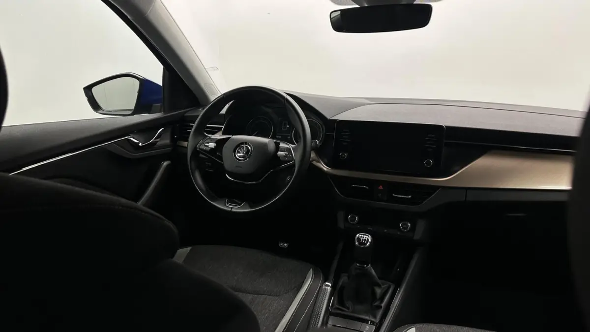 1.0 TSI Style CARPLAY ECC LM CRUISE DAB LED.