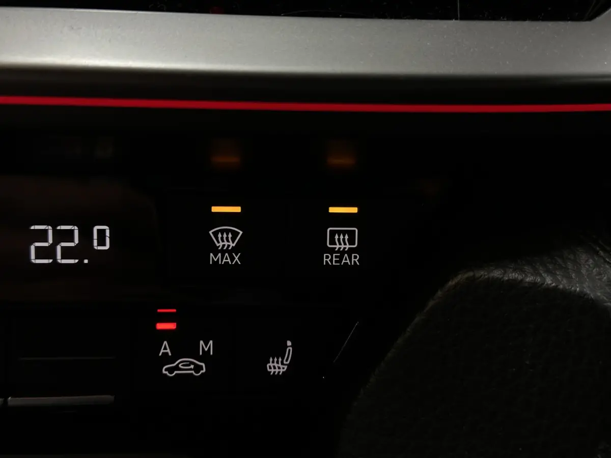 45 TFSI e S edition Competition | Adaptive Cruise | Sfeerverlichting | Stoelverwarming | Sportstoelen | CarPlay