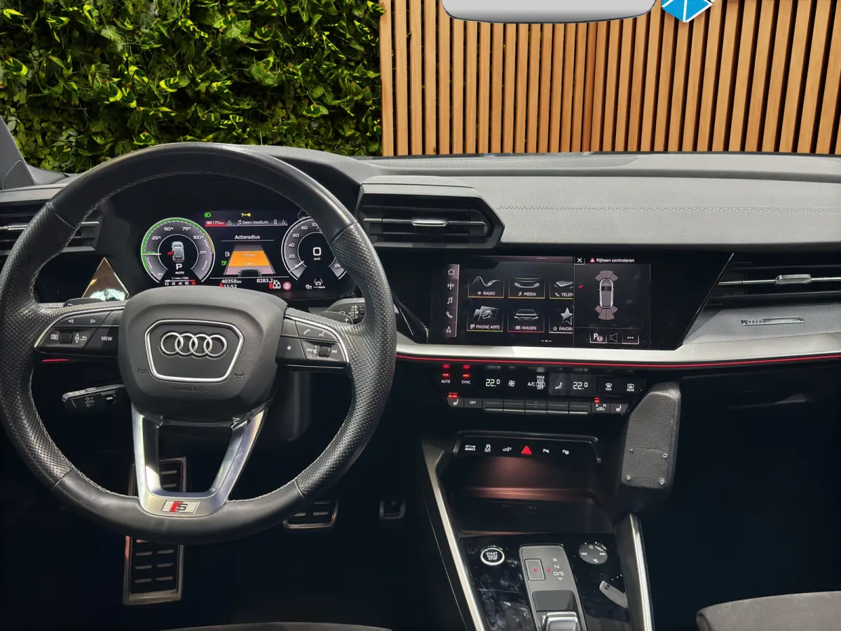 45 TFSI e S edition Competition | Adaptive Cruise | Sfeerverlichting | Stoelverwarming | Sportstoelen | CarPlay