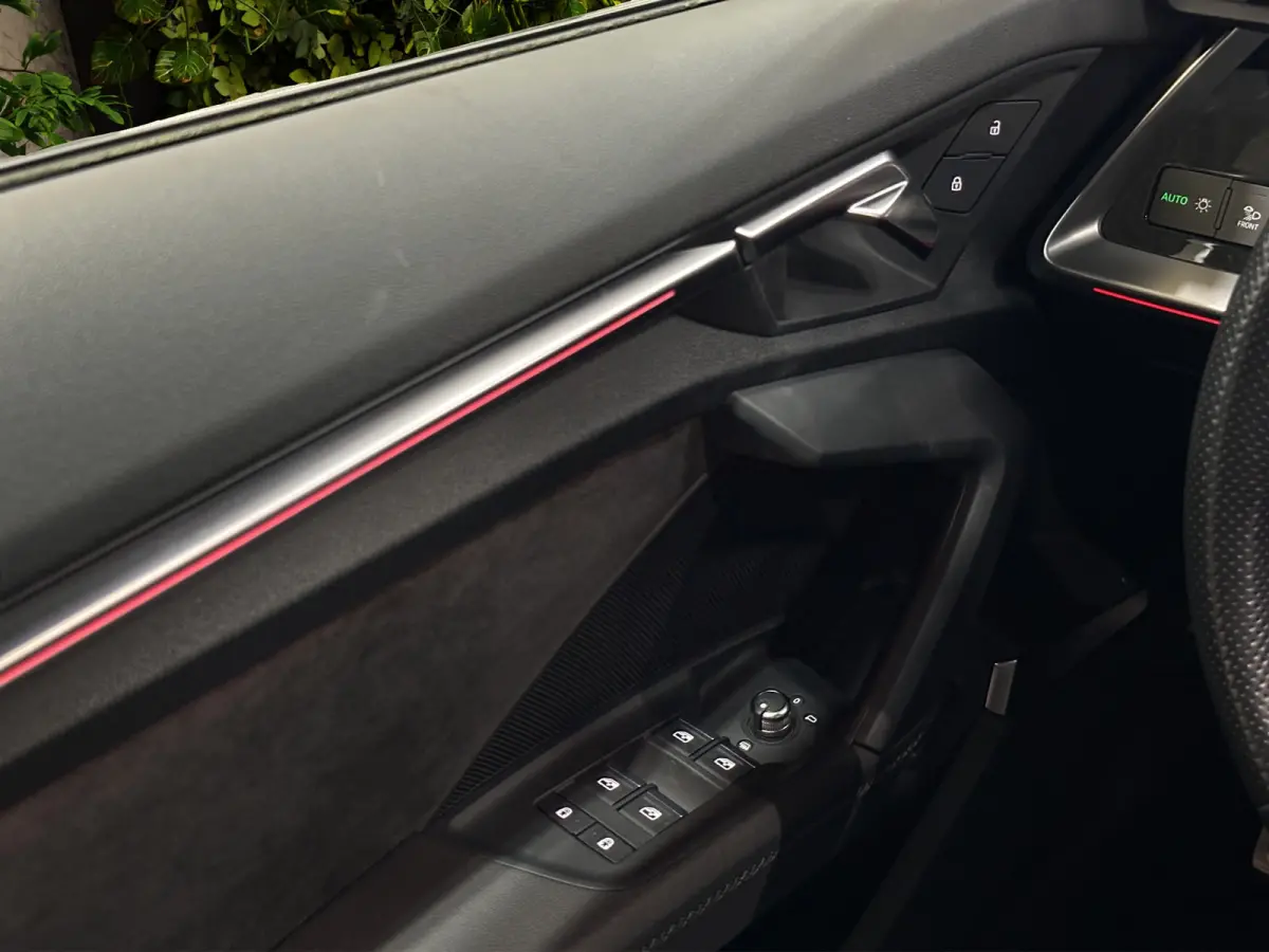 45 TFSI e S edition Competition | Adaptive Cruise | Sfeerverlichting | Stoelverwarming | Sportstoelen | CarPlay