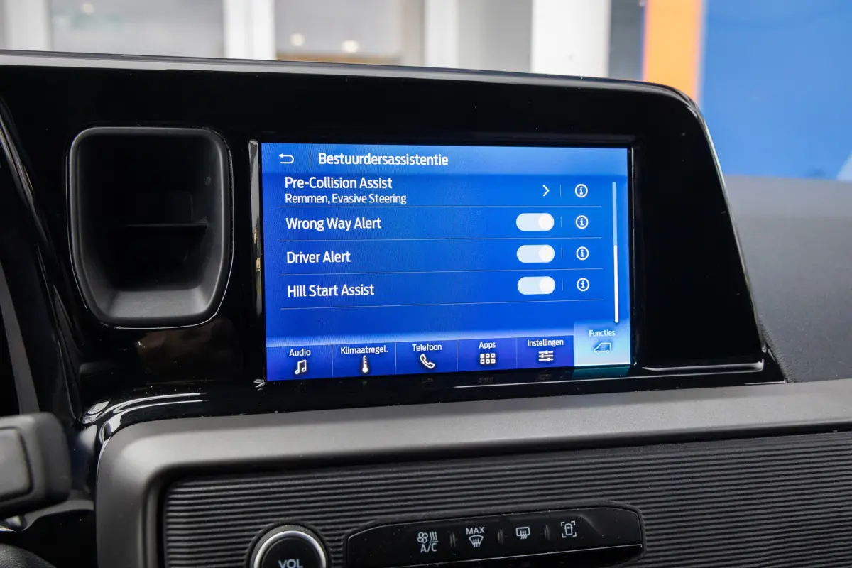 1.0 EcoBoost Trend | Apple Carplay/Android Auto | Parkeersensoren | Cruise control | Airco | Airco | Apple Carplay/Android Auto|telefoonintegratie premium | Cruise control