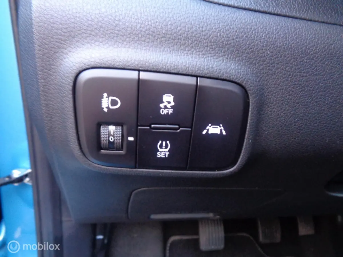 1.0 Comfort/Two-tone/Airco/Apple Carplay/Navigatie/Lm velgen/Camera/1 st eig/NIEUWSTAAT/21000km