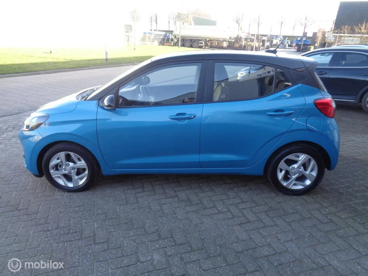 1.0 Comfort/Two-tone/Airco/Apple Carplay/Navigatie/Lm velgen/Camera/1 st eig/NIEUWSTAAT/21000km