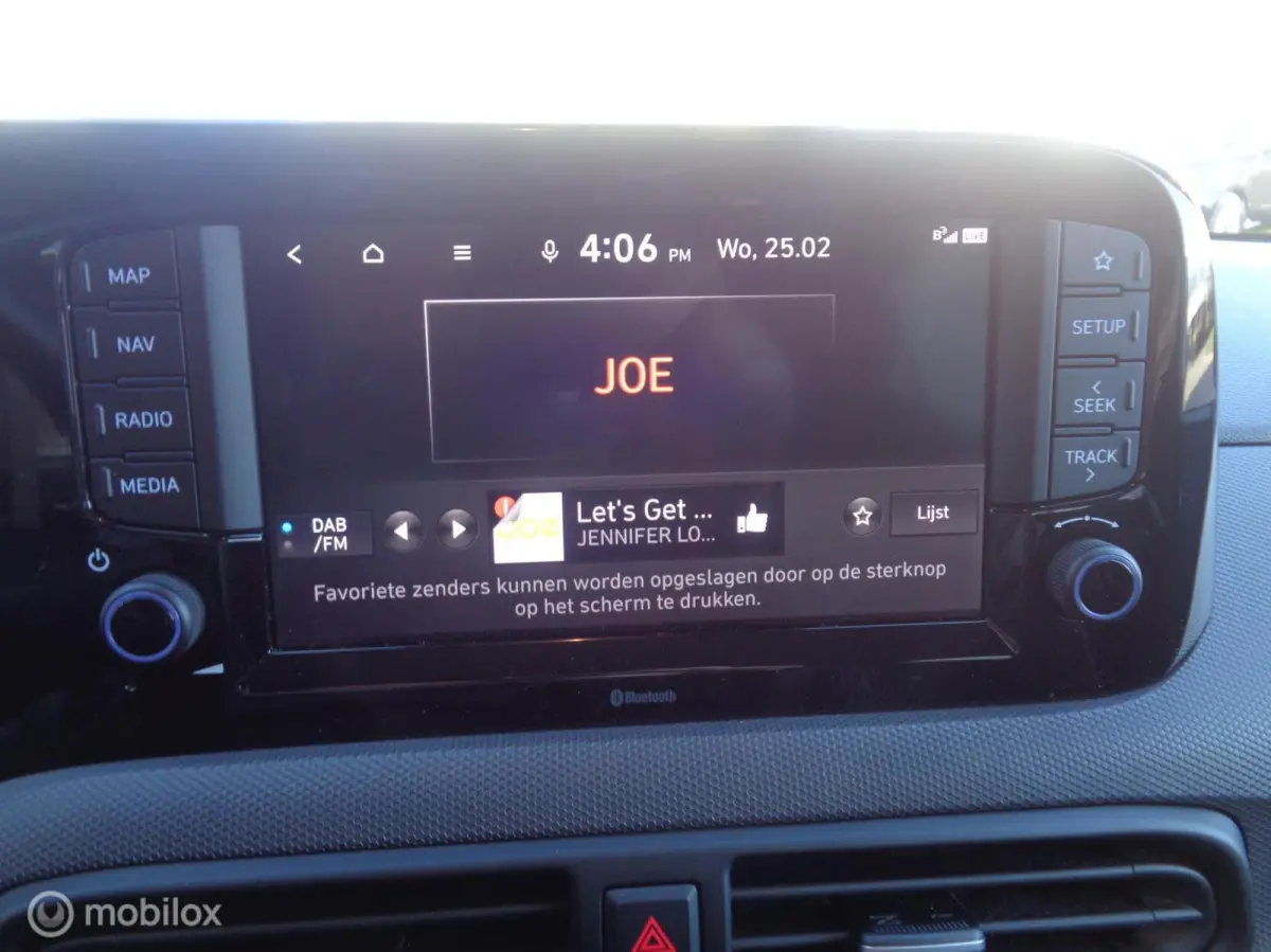 1.0 Comfort/Two-tone/Airco/Apple Carplay/Navigatie/Lm velgen/Camera/1 st eig/NIEUWSTAAT/21000km