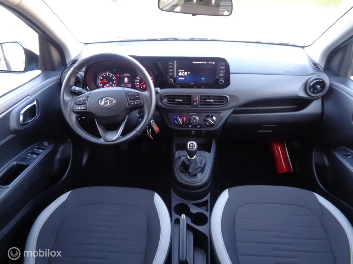 1.0 Comfort/Two-tone/Airco/Apple Carplay/Navigatie/Lm velgen/Camera/1 st eig/NIEUWSTAAT/21000km