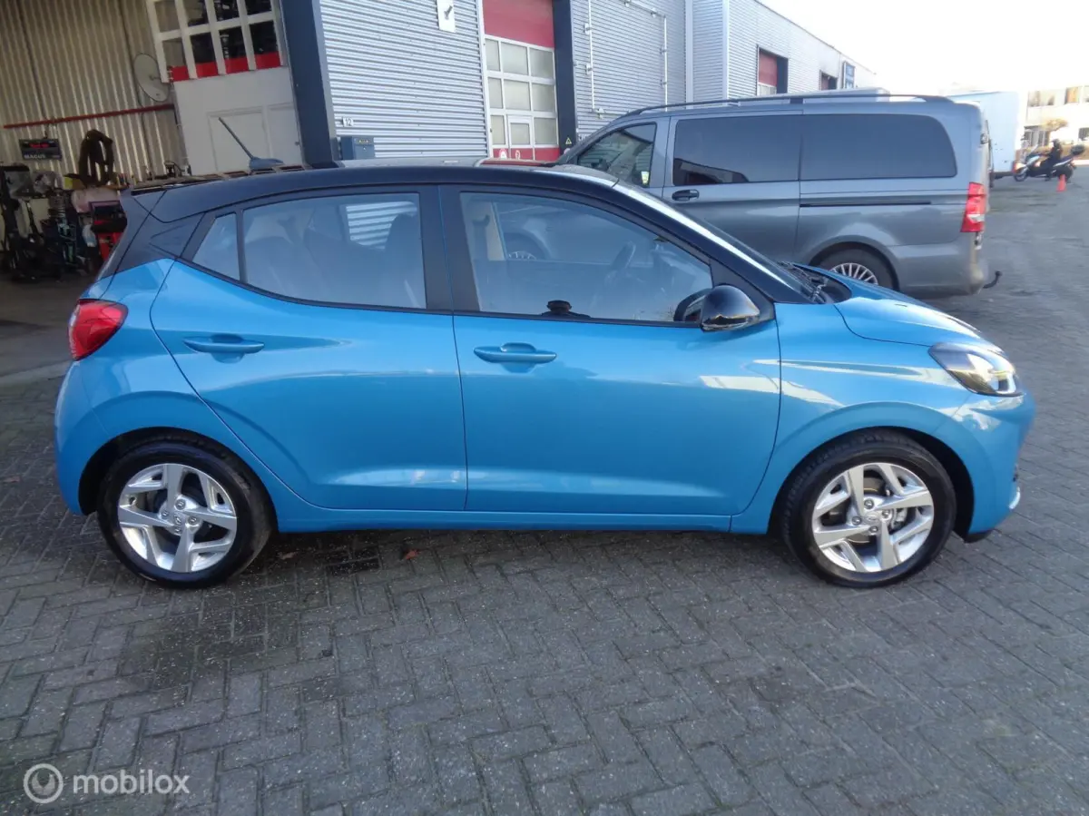 1.0 Comfort/Two-tone/Airco/Apple Carplay/Navigatie/Lm velgen/Camera/1 st eig/NIEUWSTAAT/21000km
