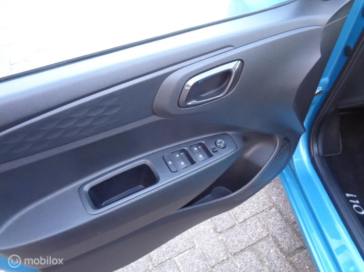 1.0 Comfort/Two-tone/Airco/Apple Carplay/Navigatie/Lm velgen/Camera/1 st eig/NIEUWSTAAT/21000km