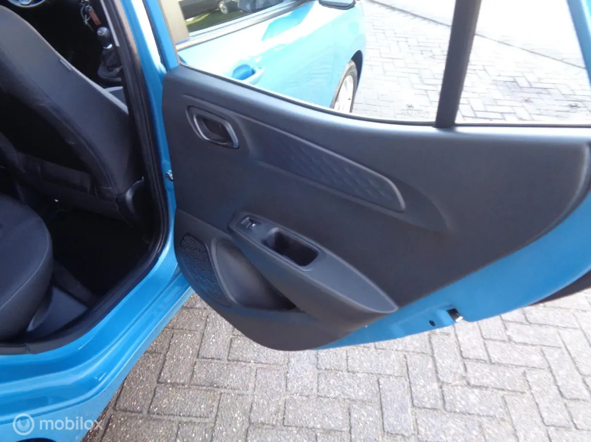1.0 Comfort/Two-tone/Airco/Apple Carplay/Navigatie/Lm velgen/Camera/1 st eig/NIEUWSTAAT/21000km