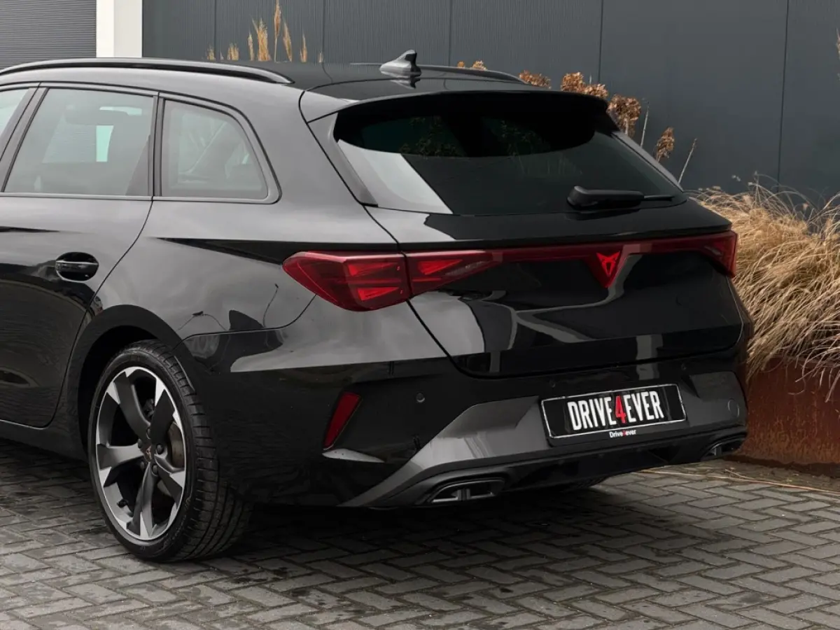 1.5 e-TSI 2025 GARANTIE NAVI CLIMATE APPLE CARPLAY LEDER