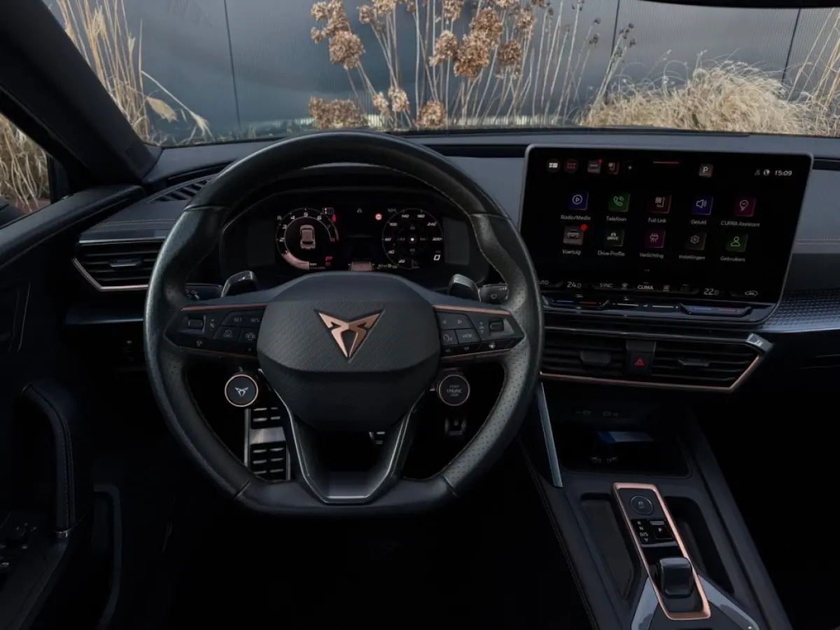 1.5 e-TSI 2025 GARANTIE NAVI CLIMATE APPLE CARPLAY LEDER