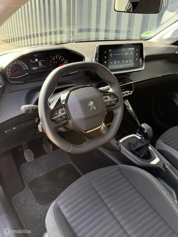 1.2 PureTech Allure Pack CARPLAY/DEALER OH/LAGE KM-STAND