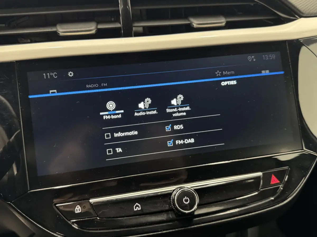 1.2 Turbo Hybrid 100pk GS Automaat Navigatie Apple Carplay/Android Auto Camera Parkeersensoren Cruise Control Dodehoek assistent Airco Lichtmetalen velgen Virtual Cockpit Getinte ramen
