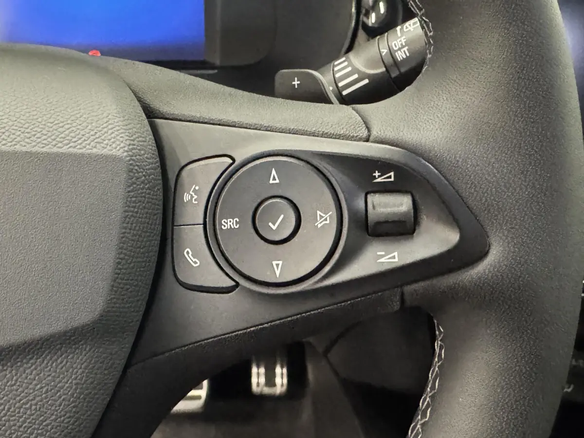 1.2 Turbo Hybrid 100pk GS Automaat Navigatie Apple Carplay/Android Auto Camera Parkeersensoren Cruise Control Dodehoek assistent Airco Lichtmetalen velgen Virtual Cockpit Getinte ramen