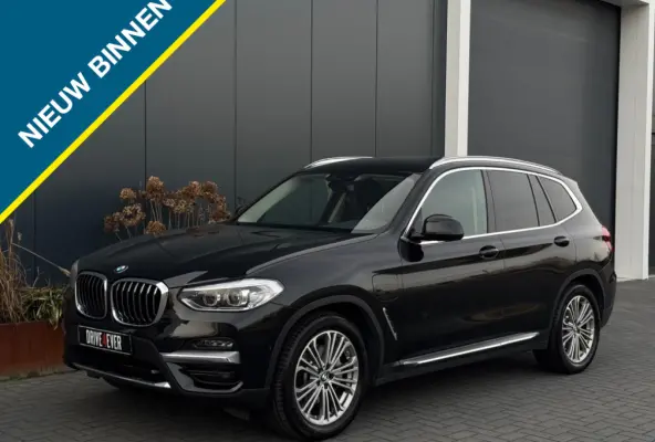xDrive30e Exec. m22 NAVI PDC LEDER LED SPORTVELGEN PDC