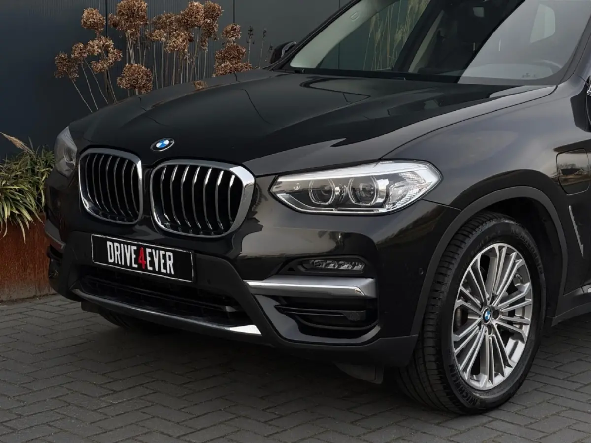 xDrive30e Exec. m22 NAVI PDC LEDER LED SPORTVELGEN PDC