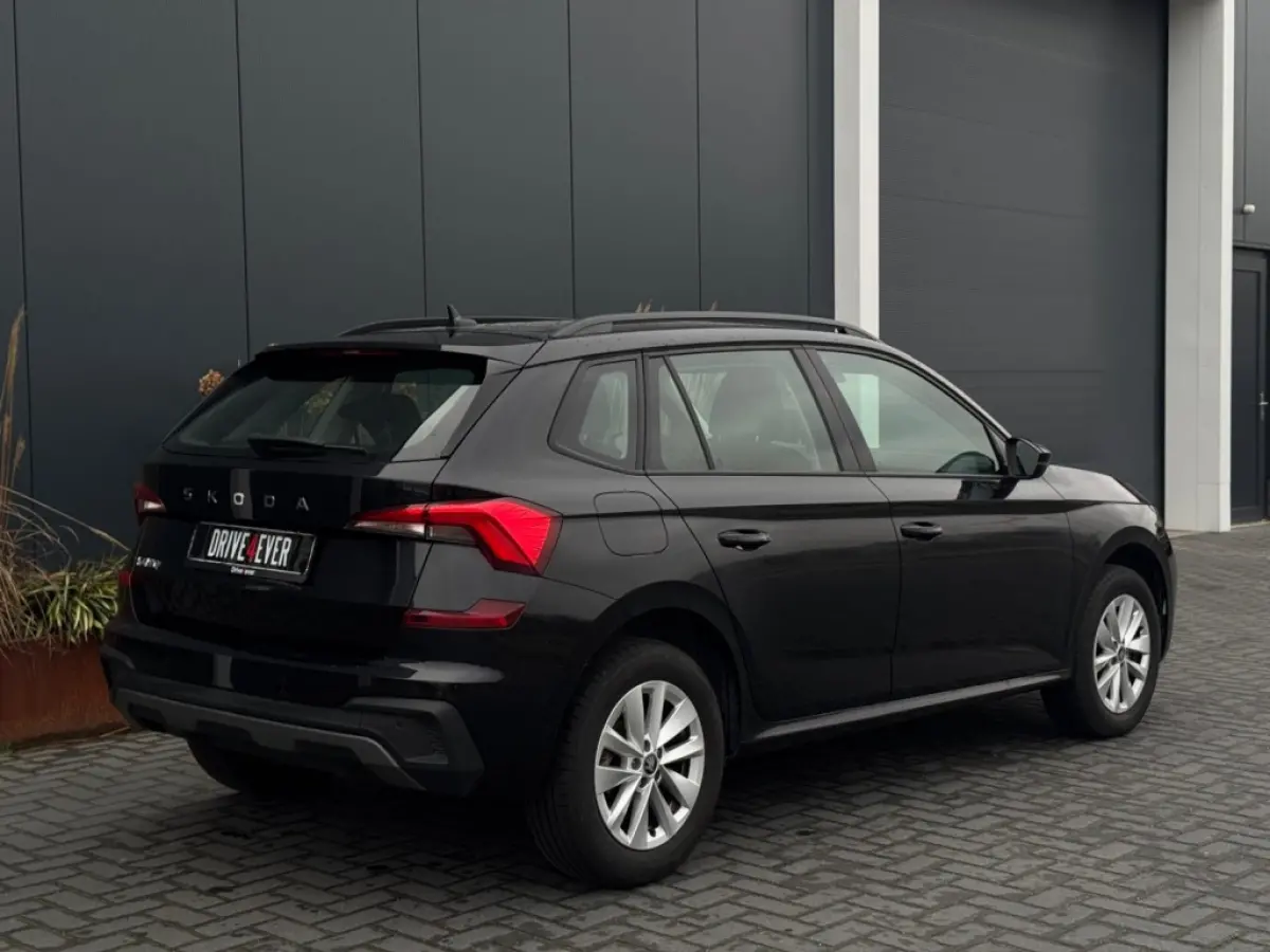 1.0 TSI Bns. Edition GARANTIE PDC SPORTVELGEN LED AIRCO