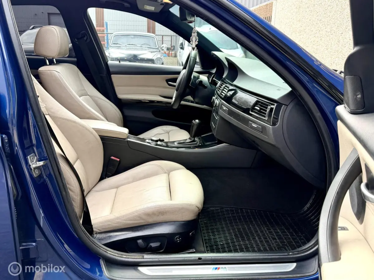 E90 335i