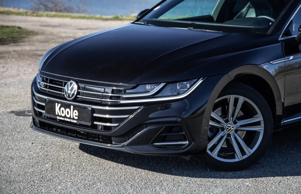1.4 TSI eHybrid R-Line Business CARPLAY / LEER / CAMERA / MEMMORY / LED / STOELVERWARMING