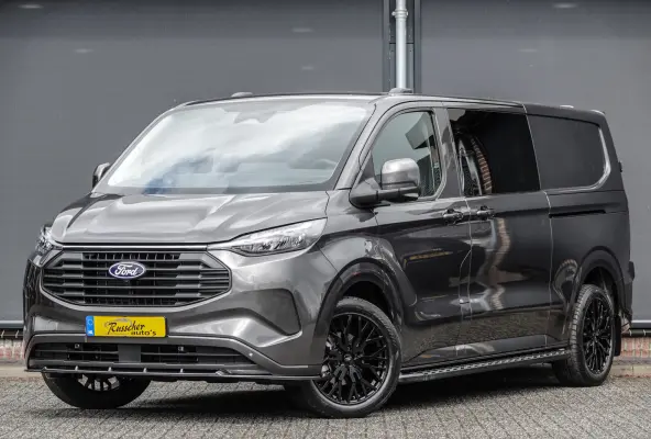 L2H1 Dubbel Cabine 2.5PHEV 233Pk Aut. | Limited | Plug In Hybrid | 360° Camera | 2x Schuifdeur | Spoilerpack | 19'' | Magnetic Grey