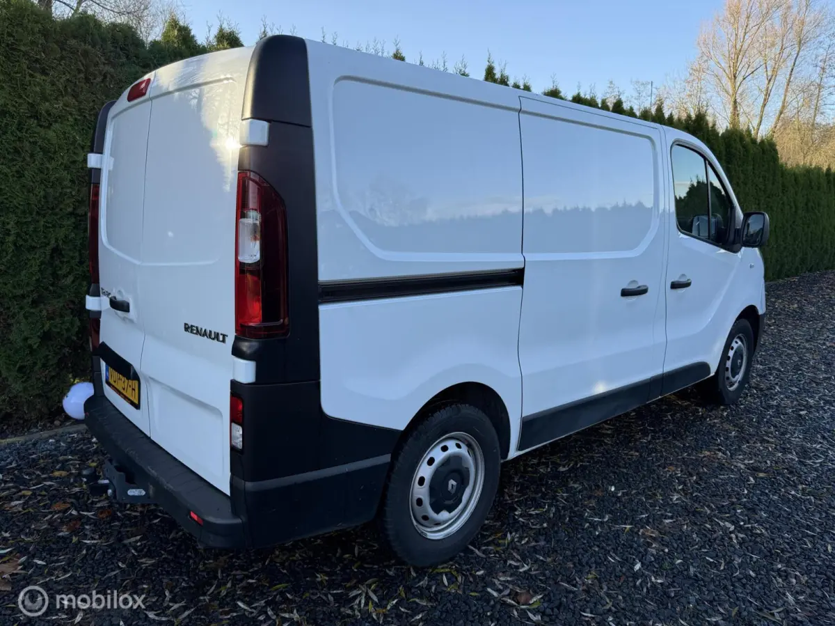 bestel 1.6 dCi 95 T29 L1H1 Générique