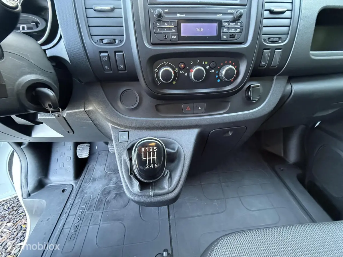 bestel 1.6 dCi 95 T29 L1H1 Générique