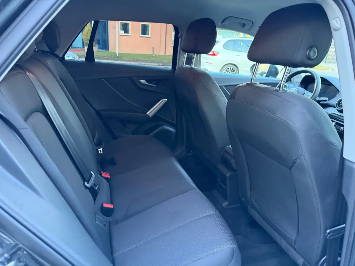 35 TFSI S Edition Camera | App connect