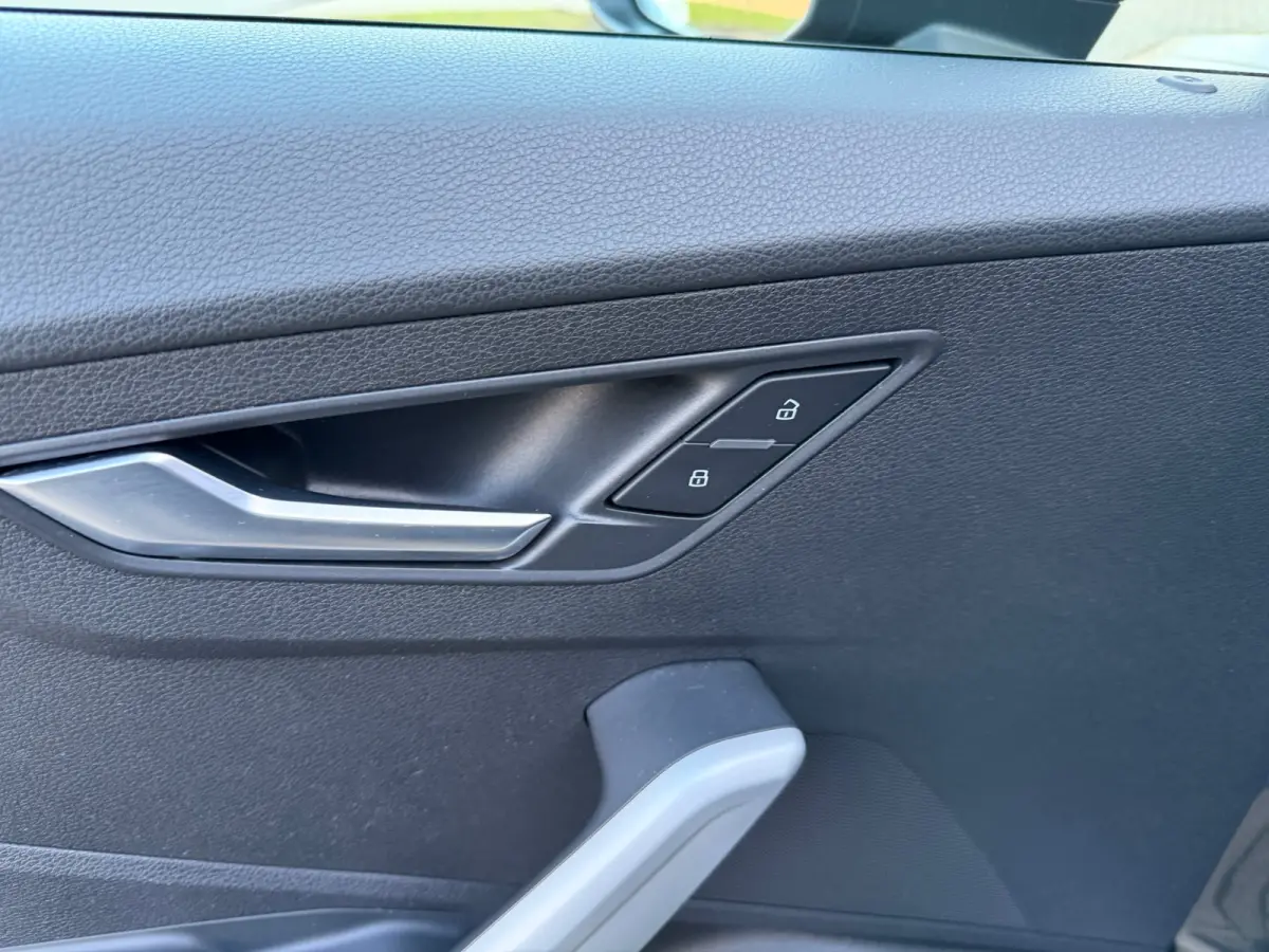 35 TFSI S Edition Camera | App connect