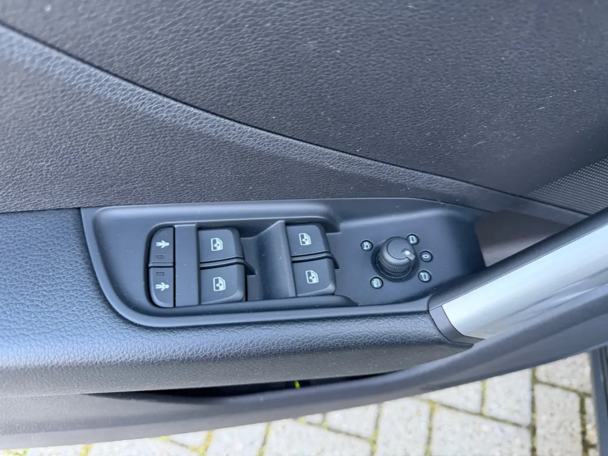 35 TFSI S Edition Camera | App connect
