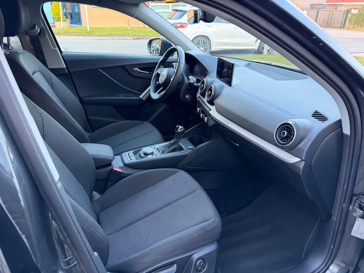 35 TFSI S Edition Camera | App connect