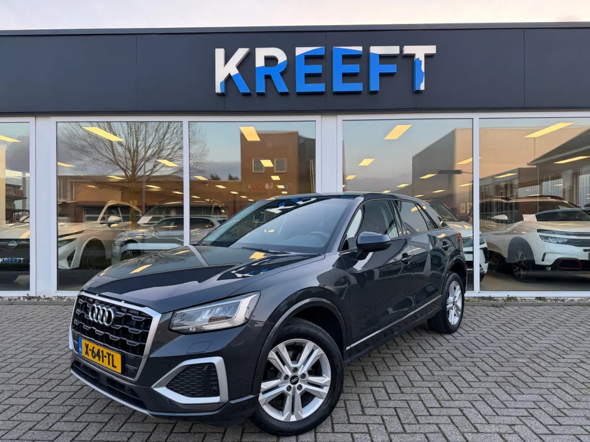 35 TFSI S Edition Camera | App connect