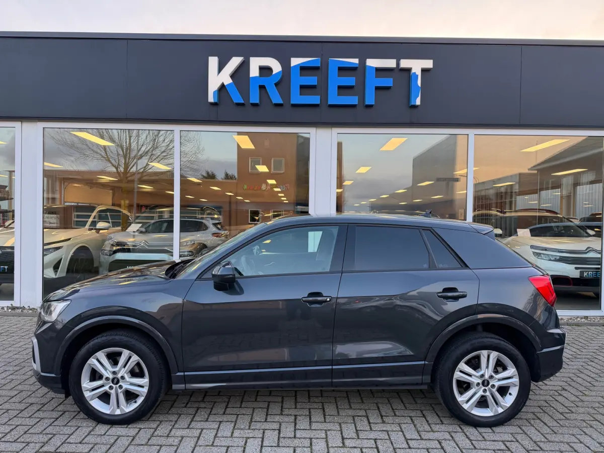 35 TFSI S Edition Camera | App connect