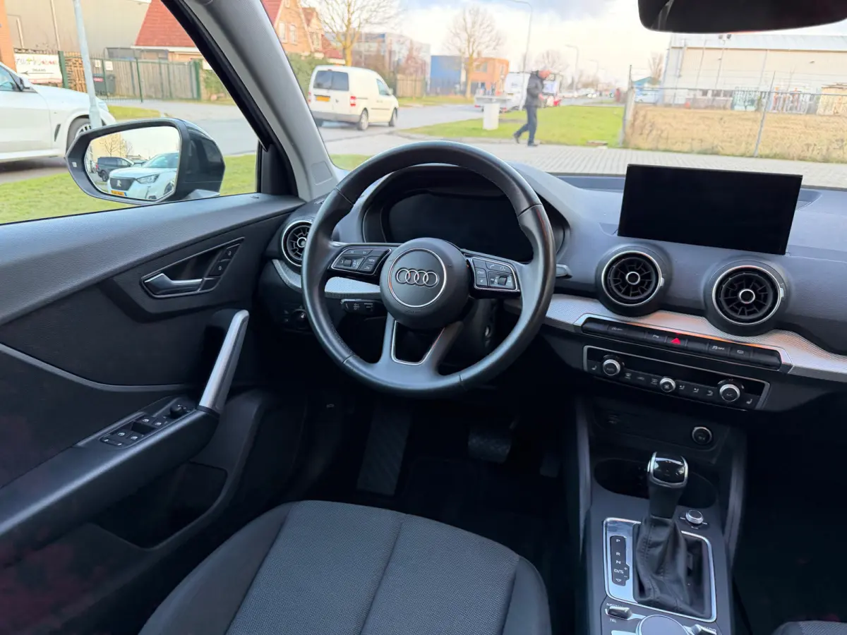 35 TFSI S Edition Camera | App connect
