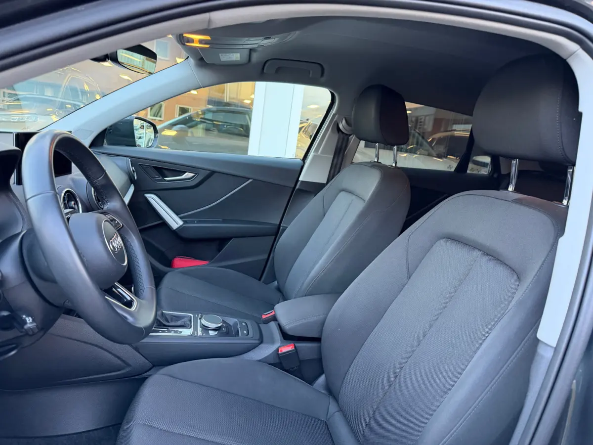 35 TFSI S Edition Camera | App connect