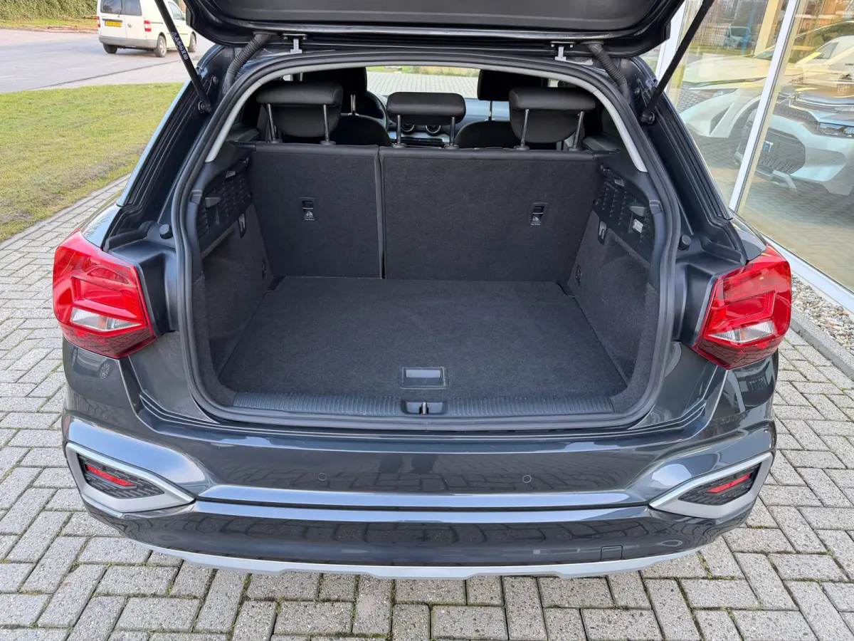 35 TFSI S Edition Camera | App connect