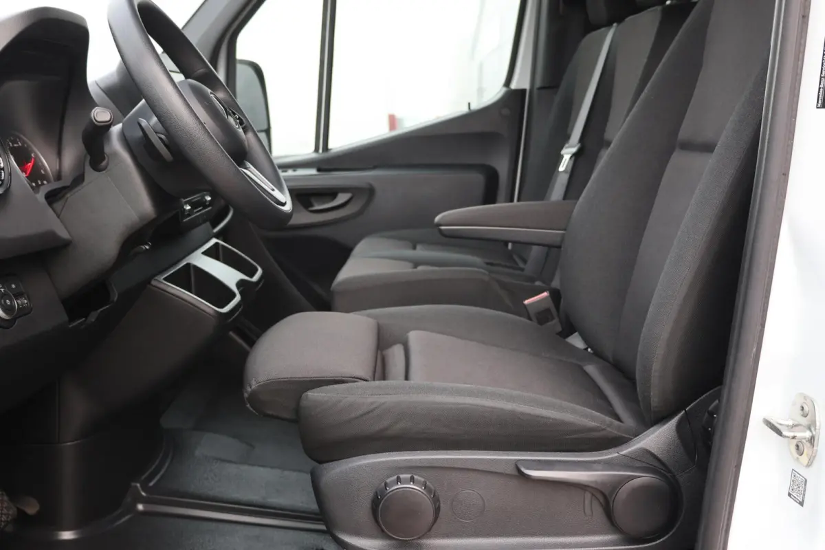 bestel 317 1.9 CDI L2H2 RWD