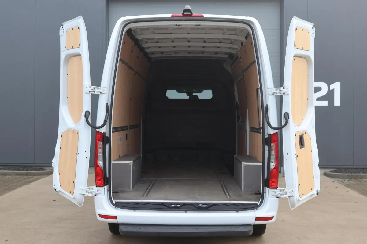 bestel 317 1.9 CDI L2H2 RWD