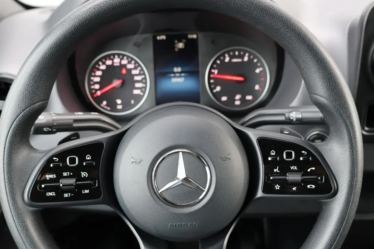 bestel 317 1.9 CDI L2H2 RWD